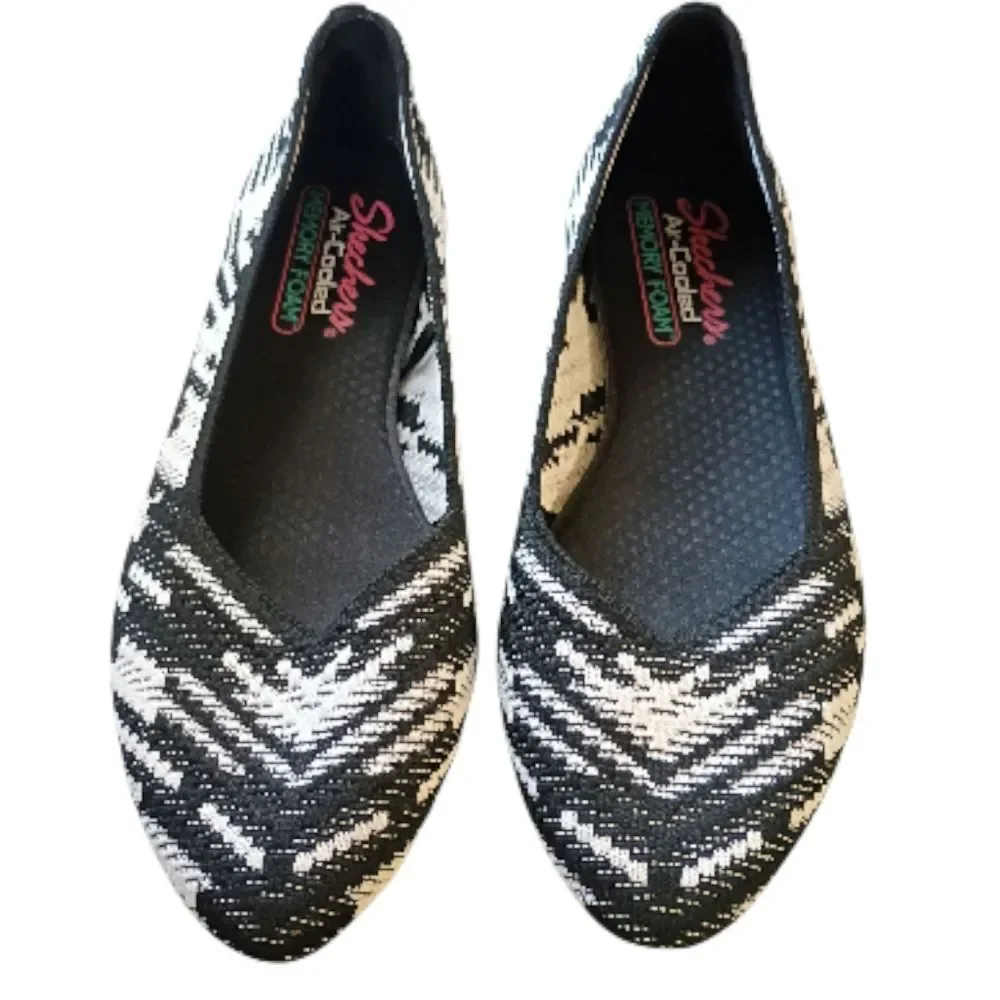 New Skechers Cleo Pointy Toe Geometric Abstract Woven Textile Flat Shoes 8.5
